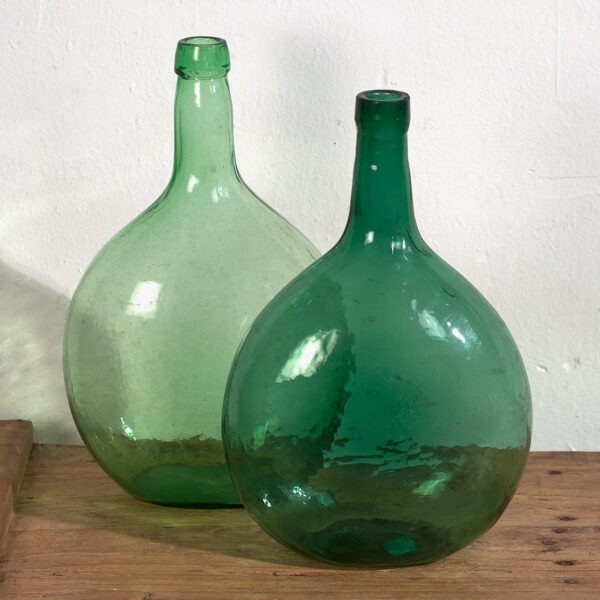 Damajuanas verdes antiguas (c.1920). Conjunto de 2 piezas #48