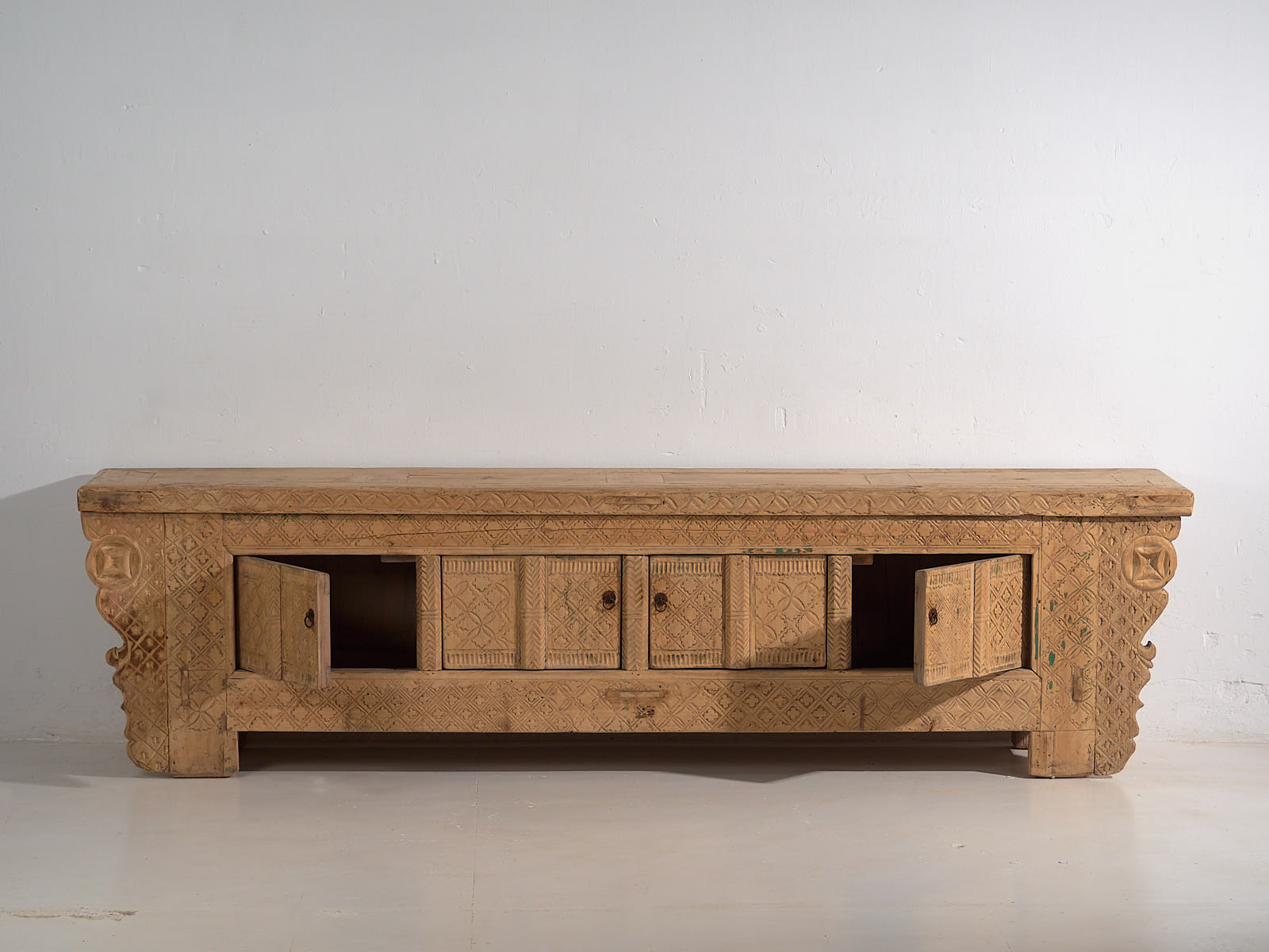 Aparador bajo antiguo de estilo oriental (c.1900) #56