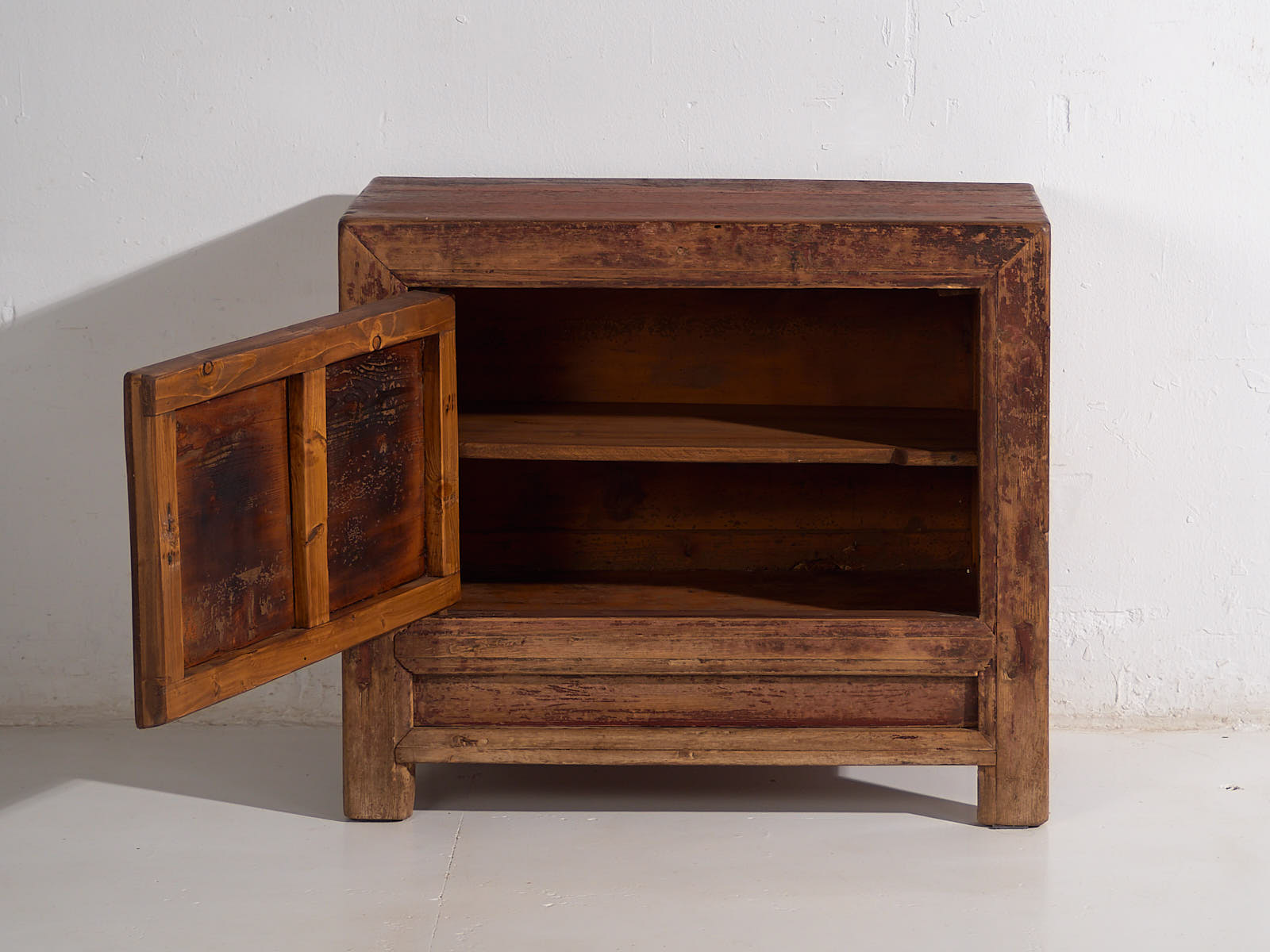 Pequeño aparador antiguo con pátina de color granate (c.1900) #71