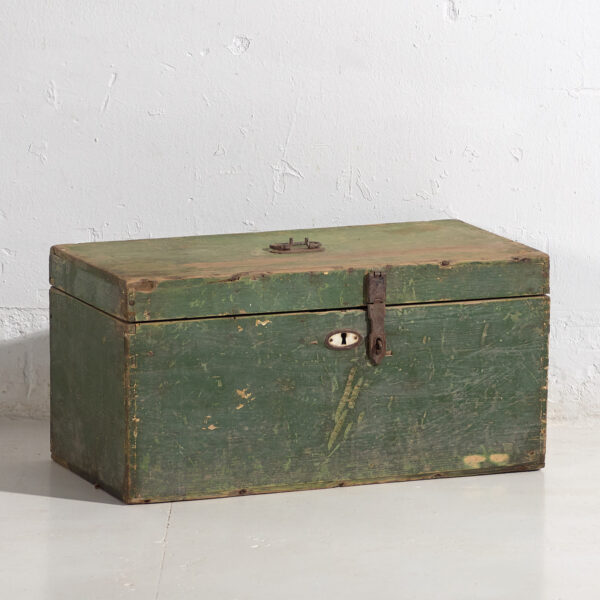 Cofre verde antiguo de madera maciza (c.1920) #3