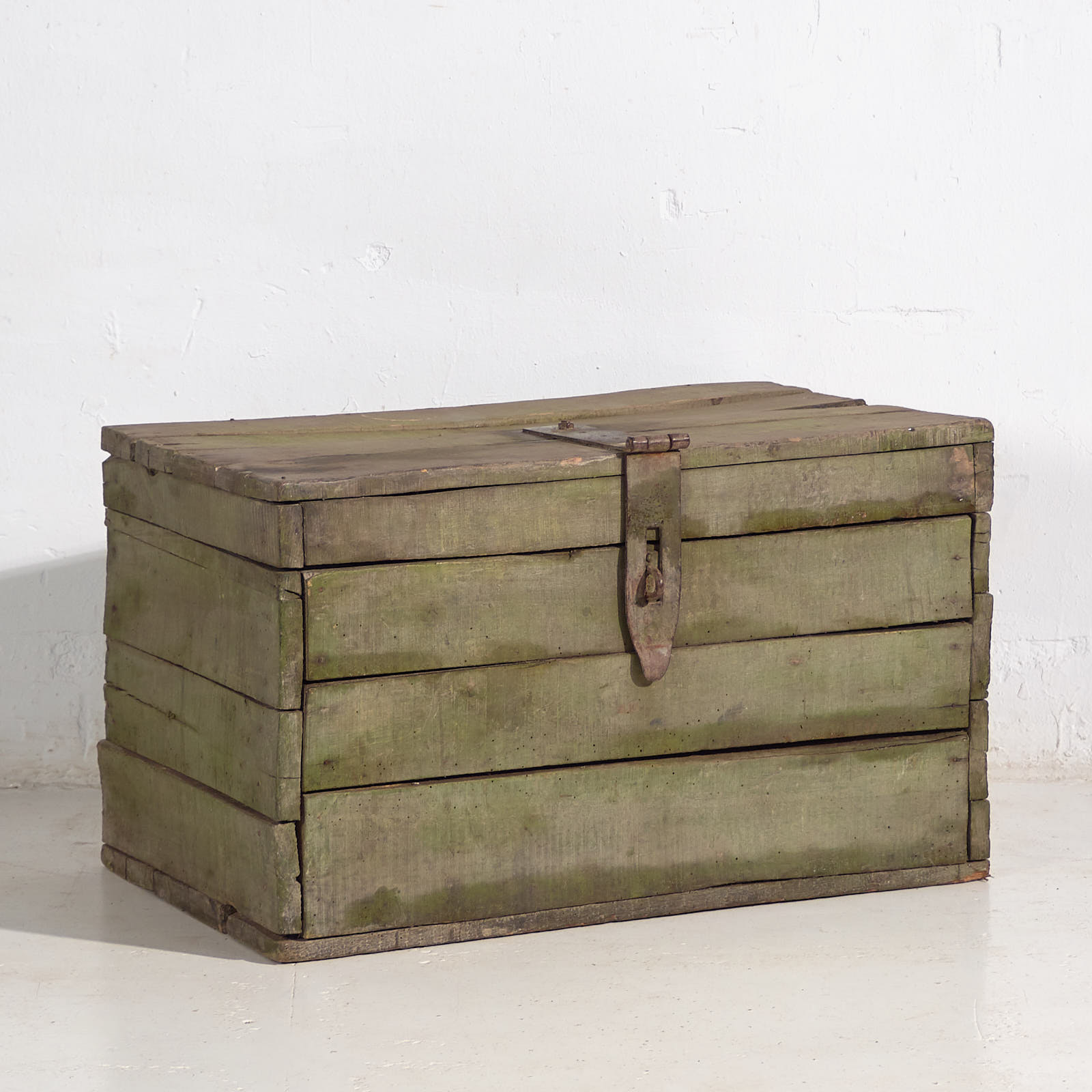 Antique green primitive style chest (c.1920) #21