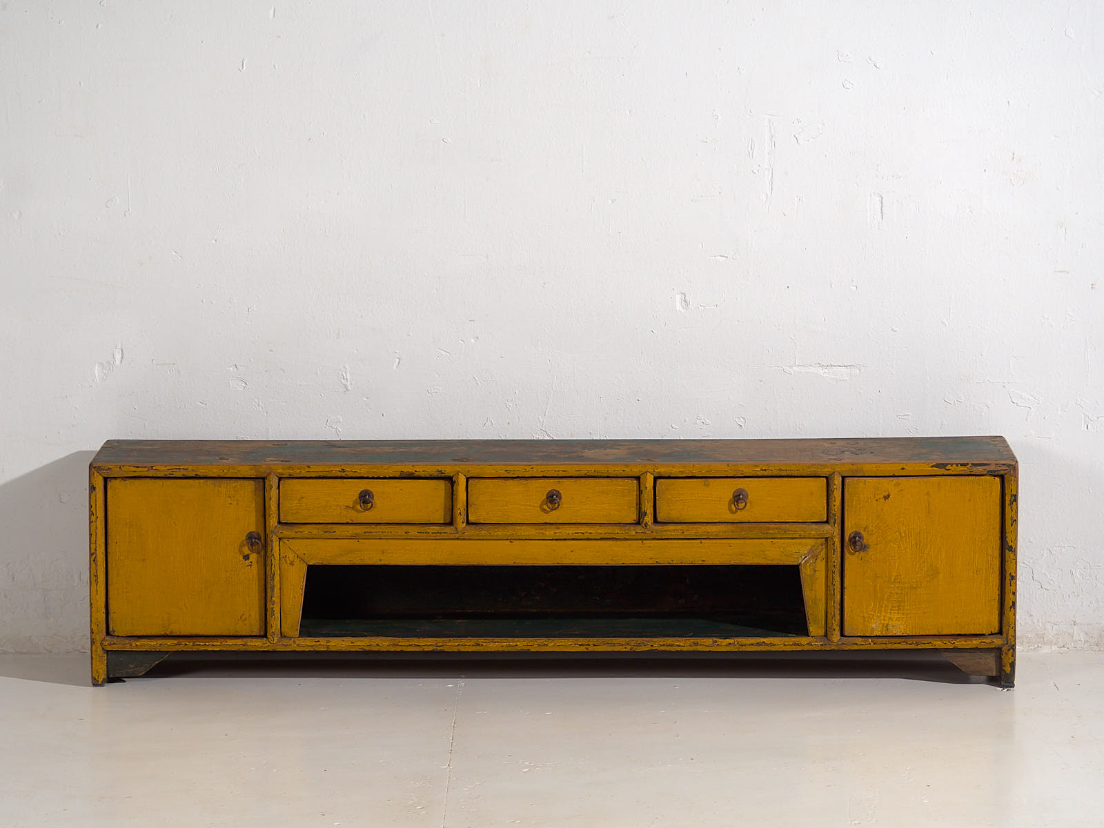 Antiguo mueble TV de color amarillo (c.1900) #18