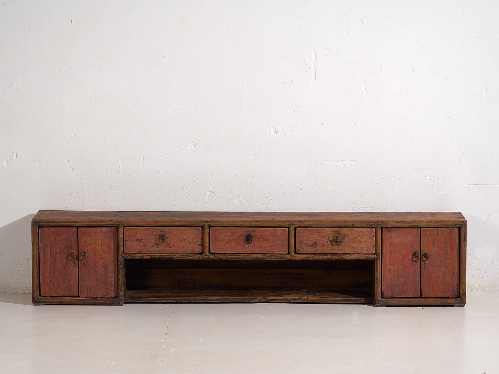 Mueble bajo antiguo con pátina de color rojo (c.1900) #29