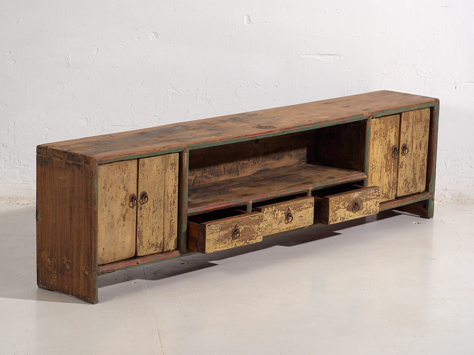 Antiguo mueble para televisor de estilo wabi sabi (c.1900) #35