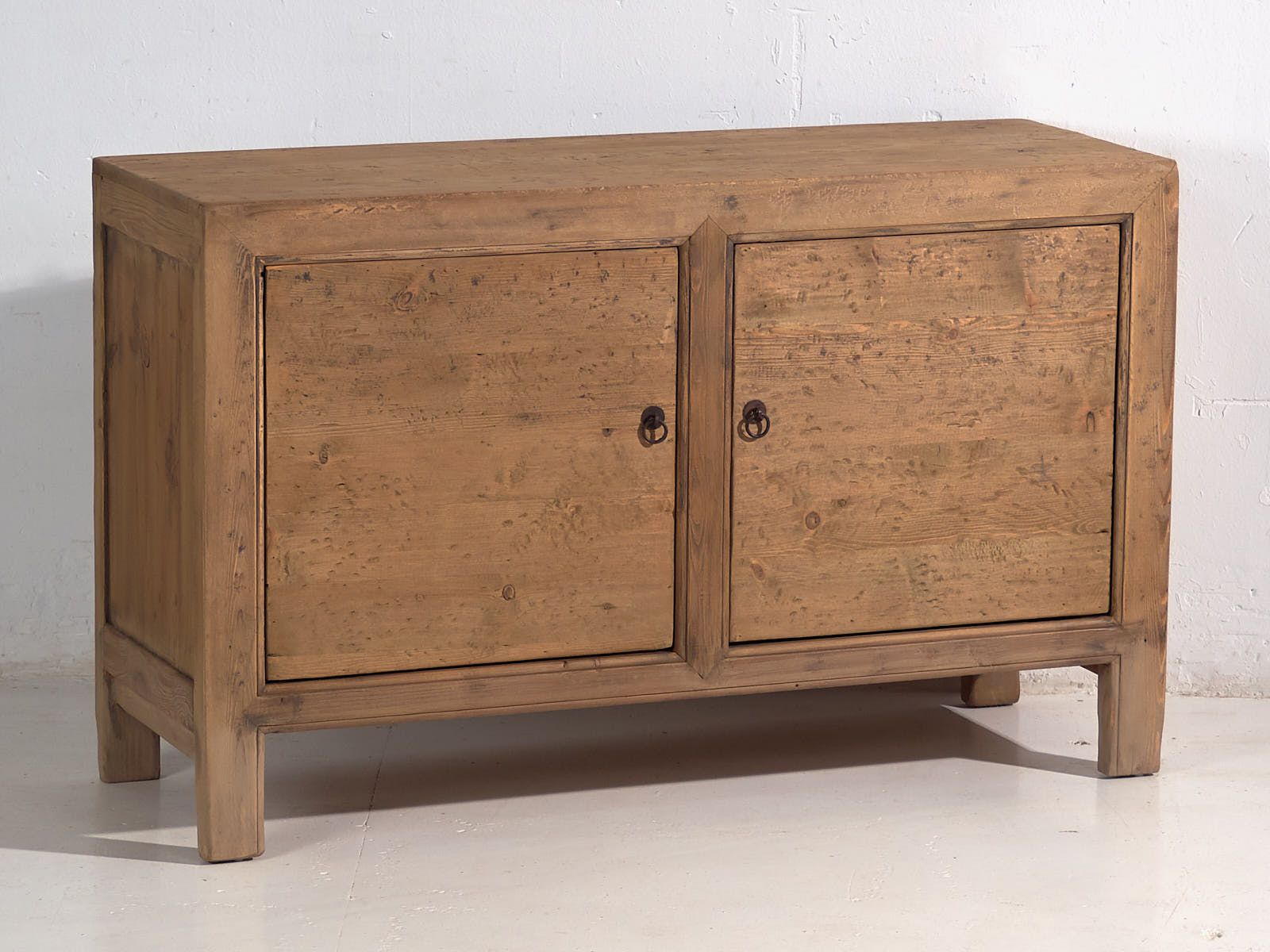 Aparador pequeño antiguo de dos puertas (c.1900) #19