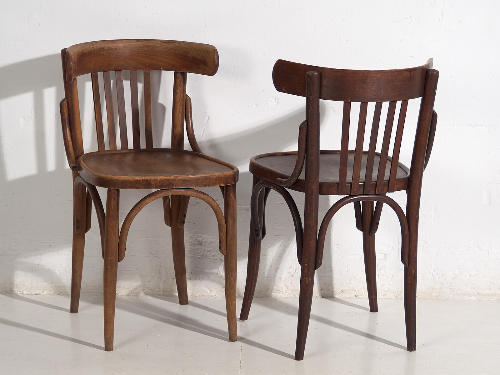 Anciennes chaises de bistro de style viennois (vers 1920). Ensemble de 4 pièces #1