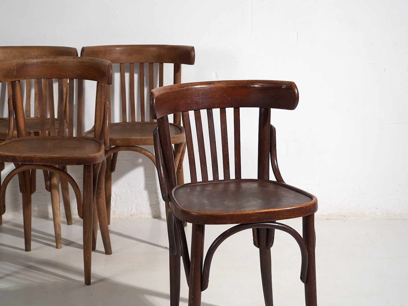 Anciennes chaises de bistro de style viennois (vers 1920). Ensemble de 4 pièces #1
