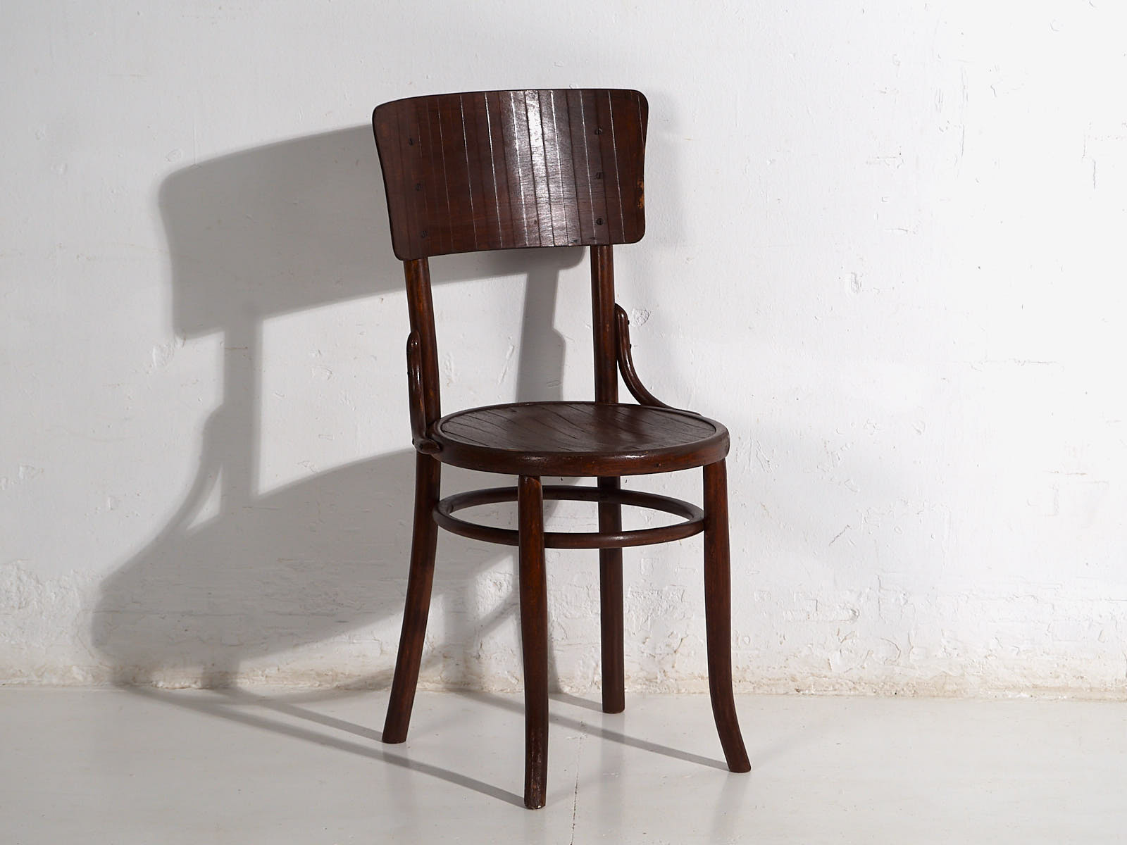 Chaises de salle à manger anciennes en bois courbé (vers 1920). Ensemble de 4 pièces #1