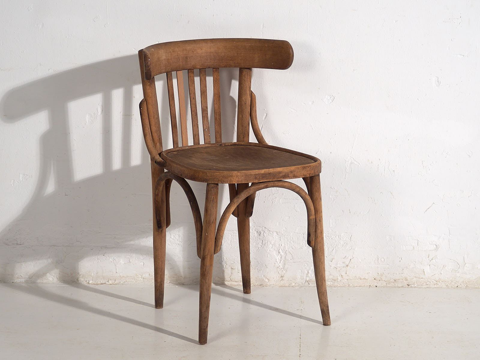 Anciennes chaises de bistro de style viennois (vers 1920). Ensemble de 4 pièces #1