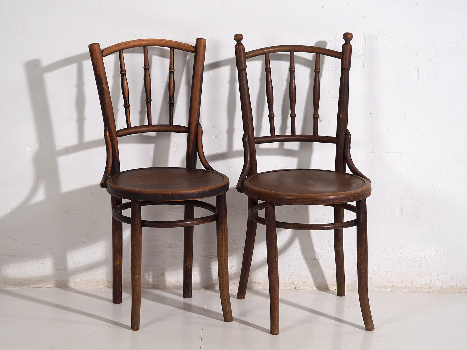 Chaises de salle à manger anciennes en bois courbé (vers 1920). Ensemble de 6 pièces n°2