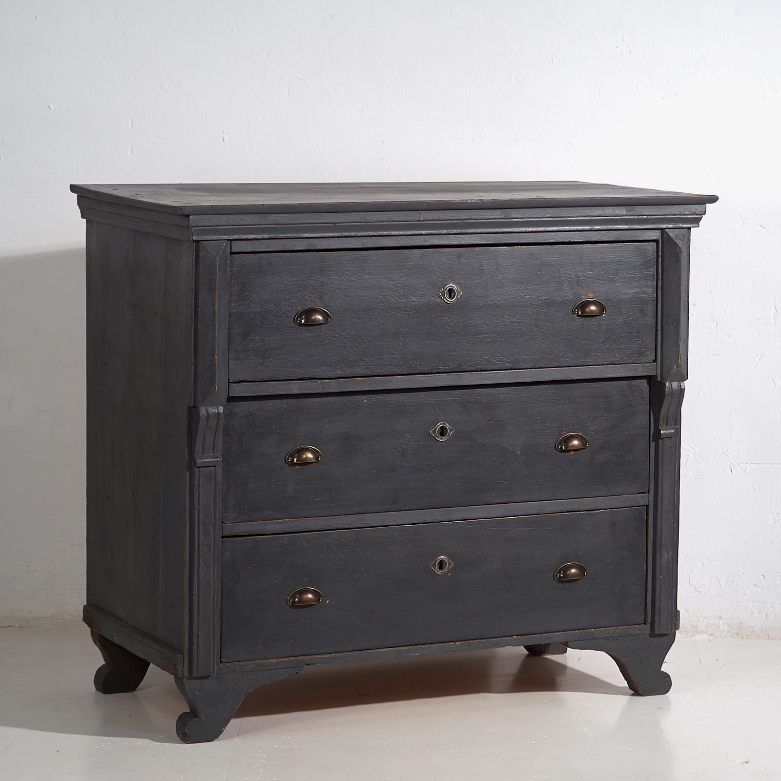 Cómoda cajonera antigua de color gris (c.1920) #26