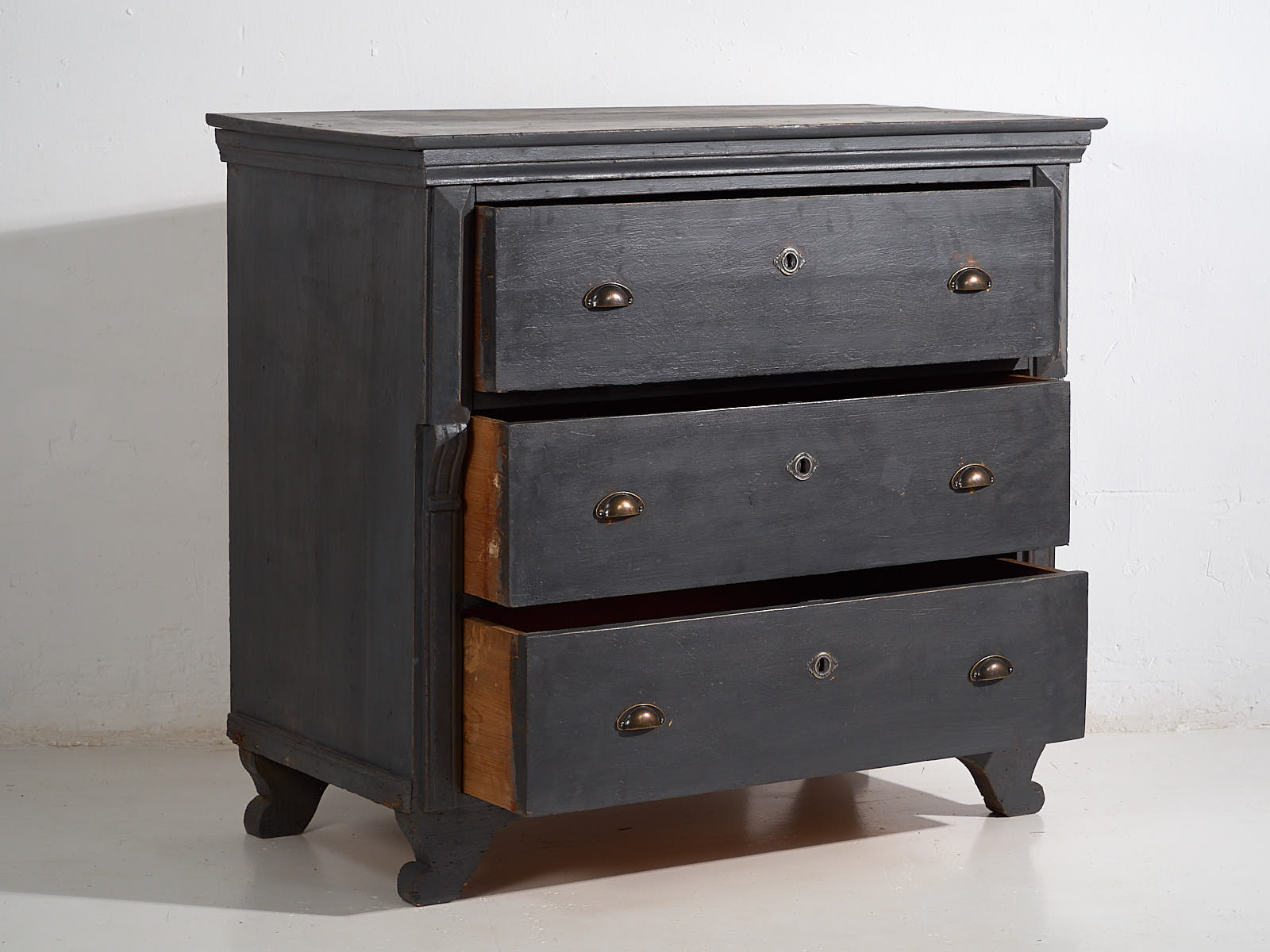 Cómoda cajonera antigua de color gris (c.1920) #26