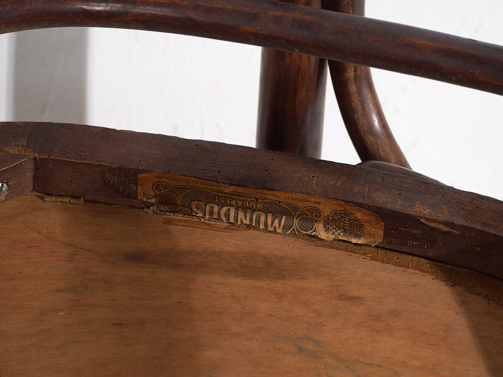 Chaises anciennes Thonet-Mundus (c.1920). Ensemble de 2 pièces n°2