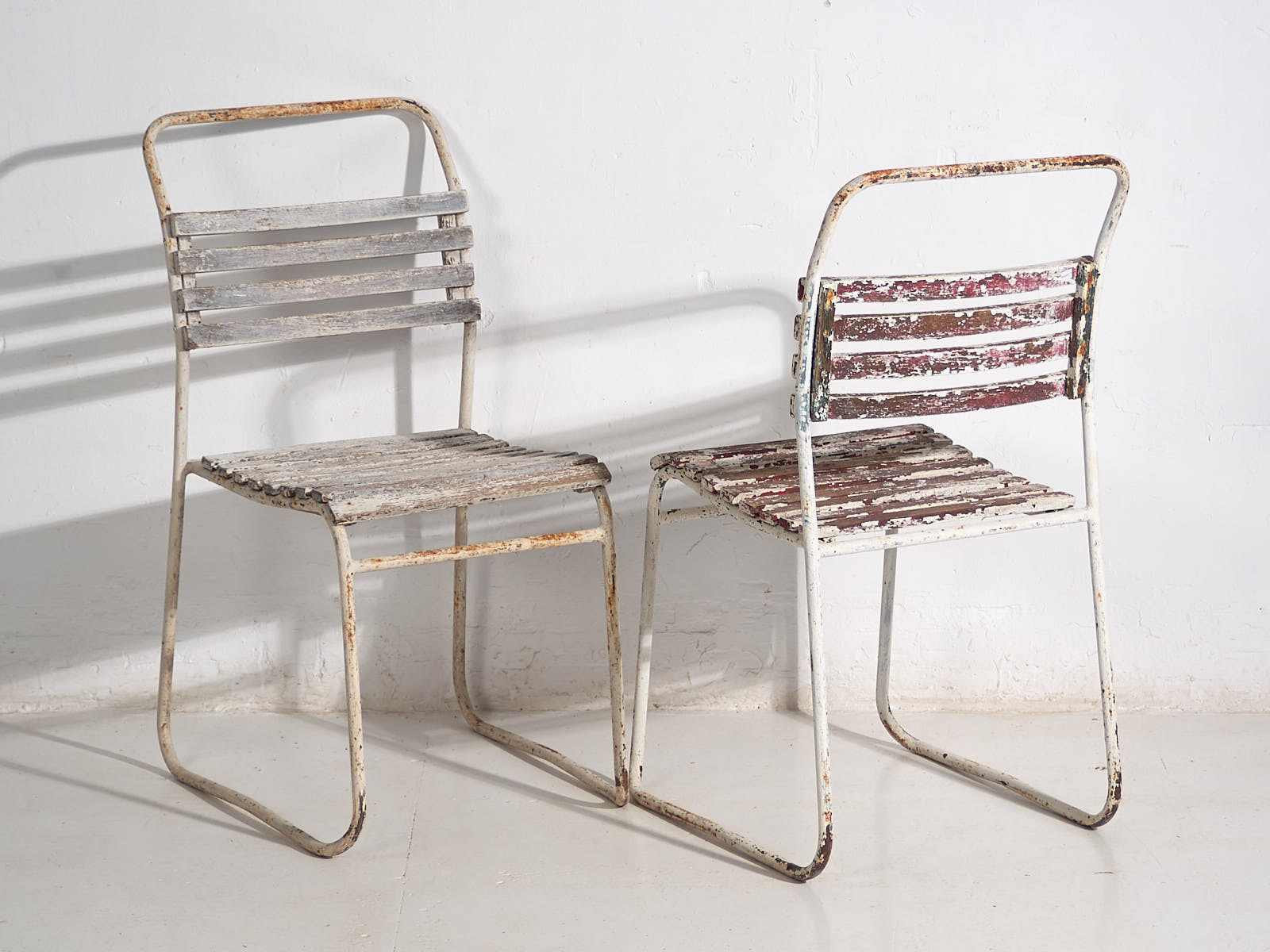 Antique white outdoor chairs (c.1920). Set of 4 pieces #1