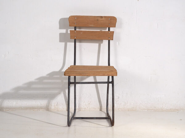 Sillas de exterior antiguas (c.1920). Conjunto de 2 piezas #1