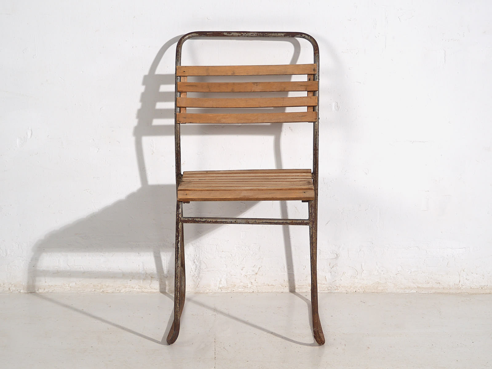 Antiguas sillas de jardín (c.1920). Conjunto de 2 piezas