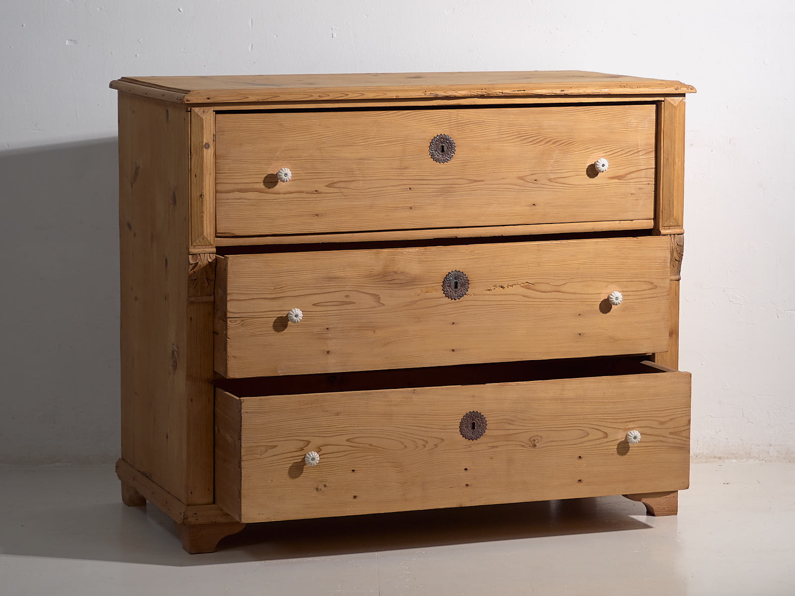 Cajonera antigua de estilo provenzal (c.1920) #37