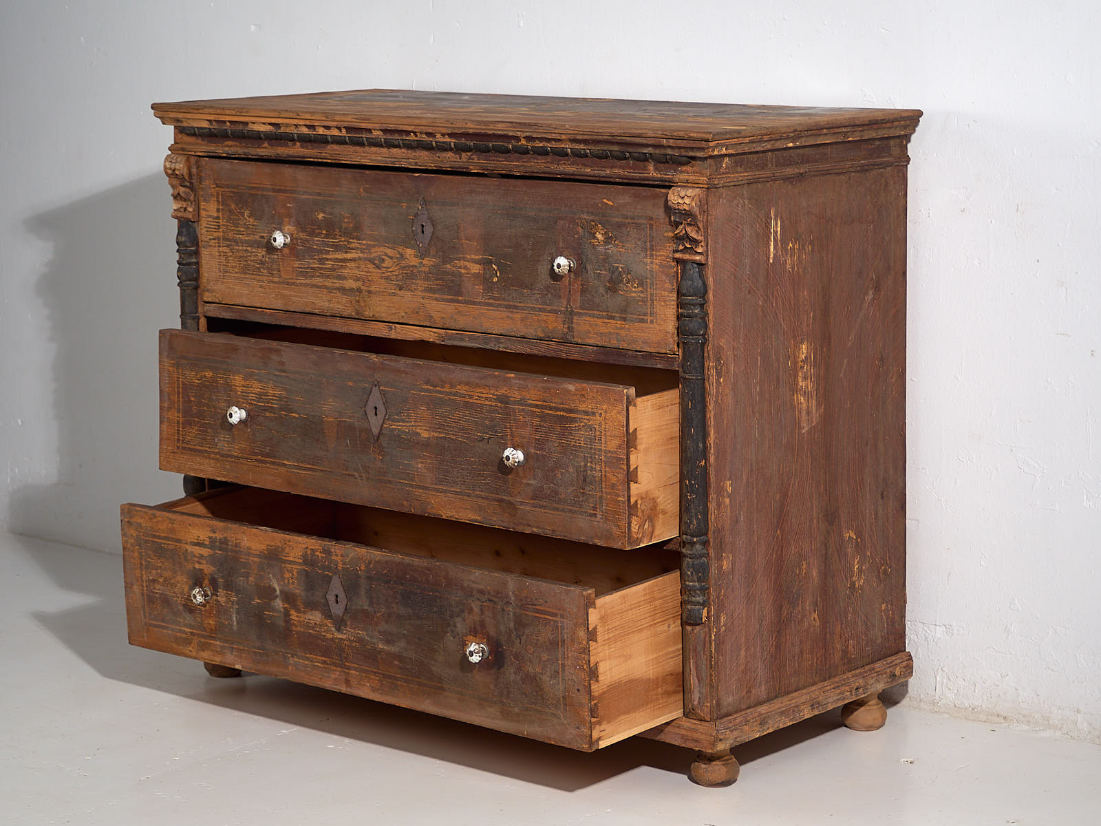 Antique solid wood chest of drawers with porcelain handles (c.1920) #77