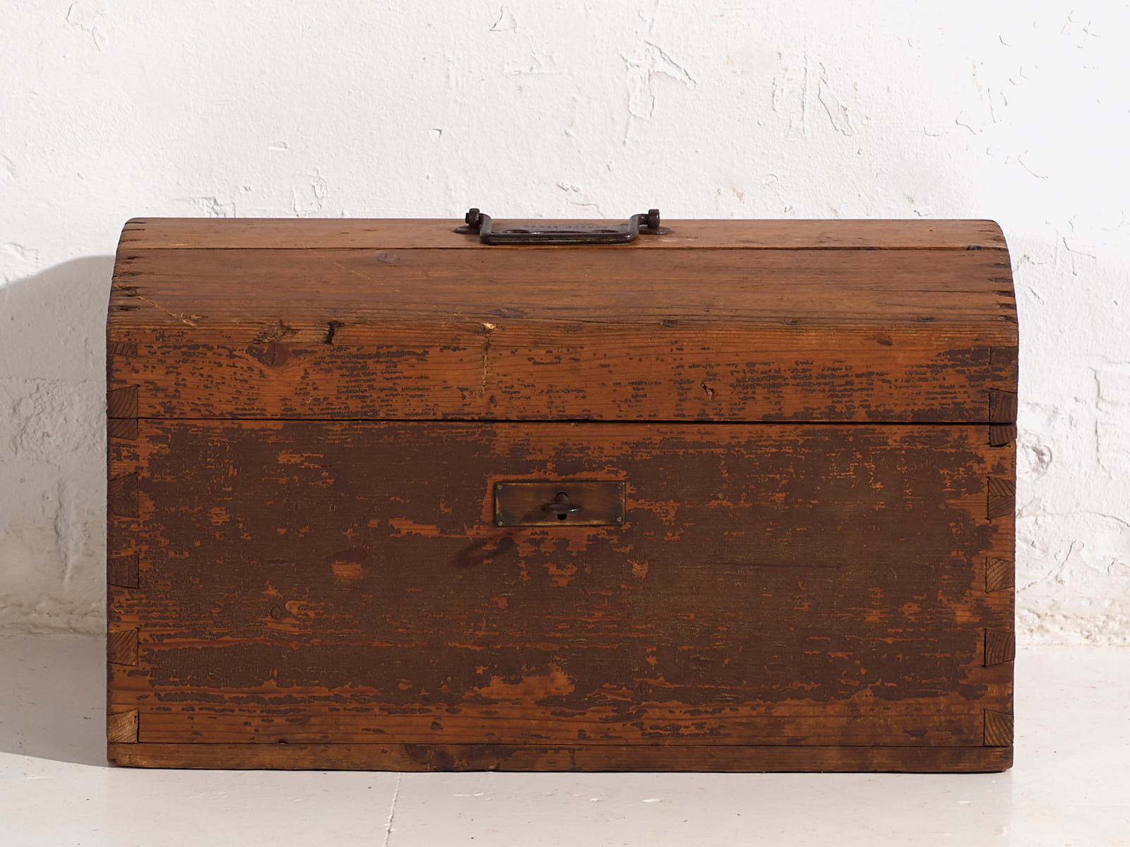 Cofre antiguo con pátina de color oscuro (c.1900) #3