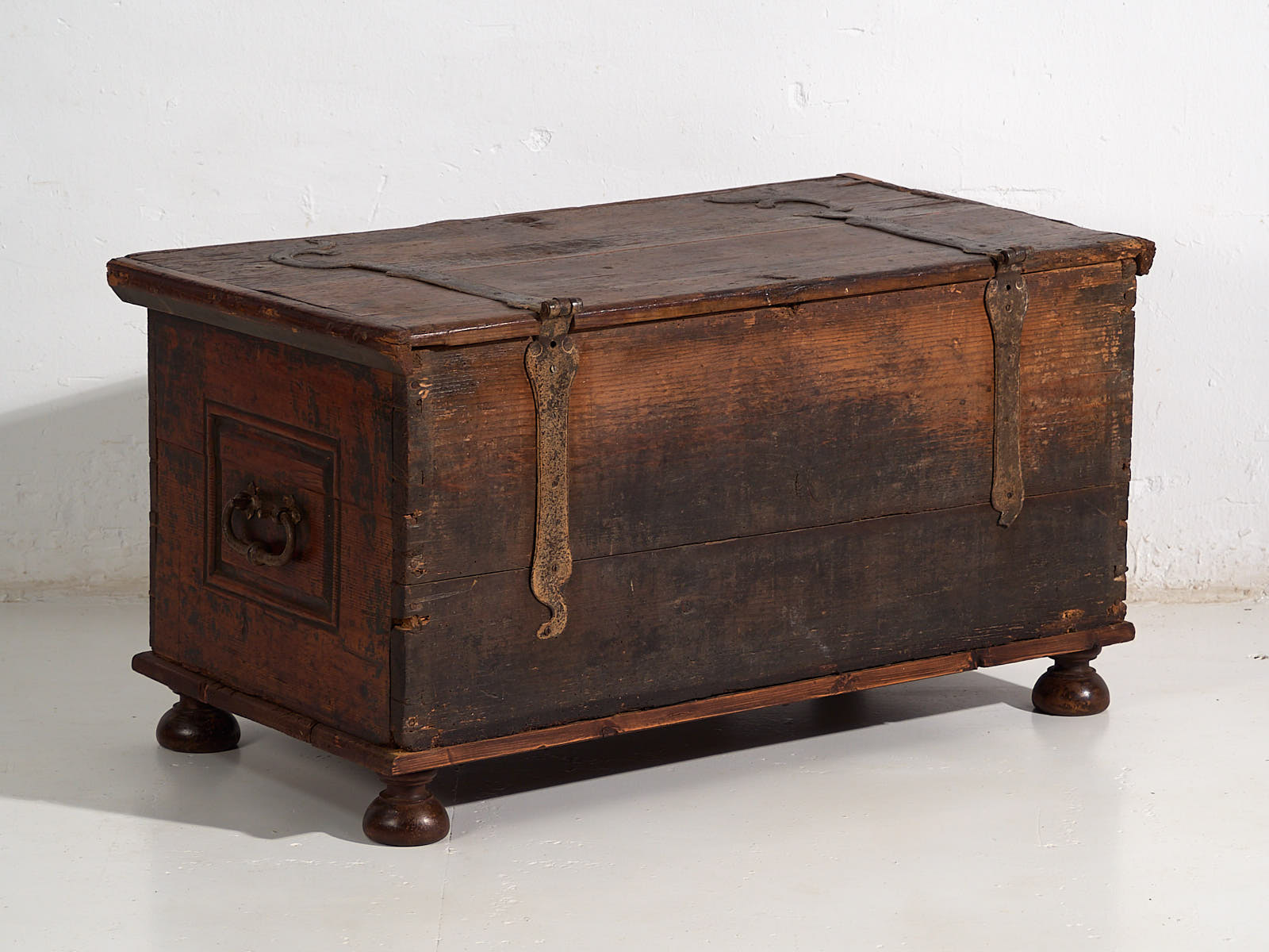 Arcón tallado antiguo (c.1920) #38