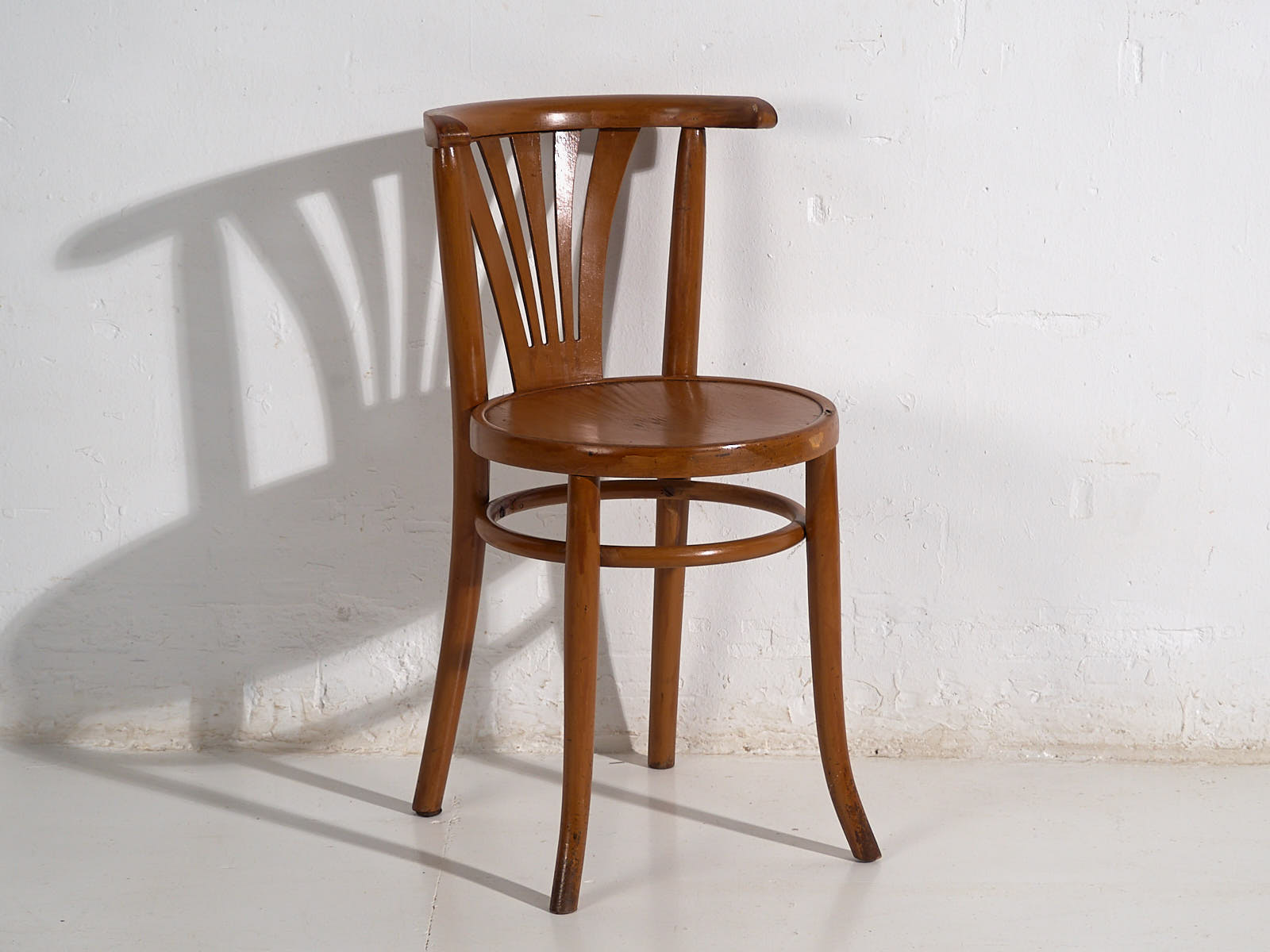 Sillas antiguas de café estilo vienés (c.1920). Conjunto de 2 piezas #1