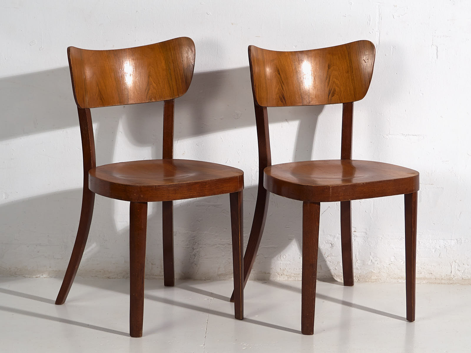 Sillas de madera curvada estilo retro (c.1950). Conjunto de 2 piezas #3