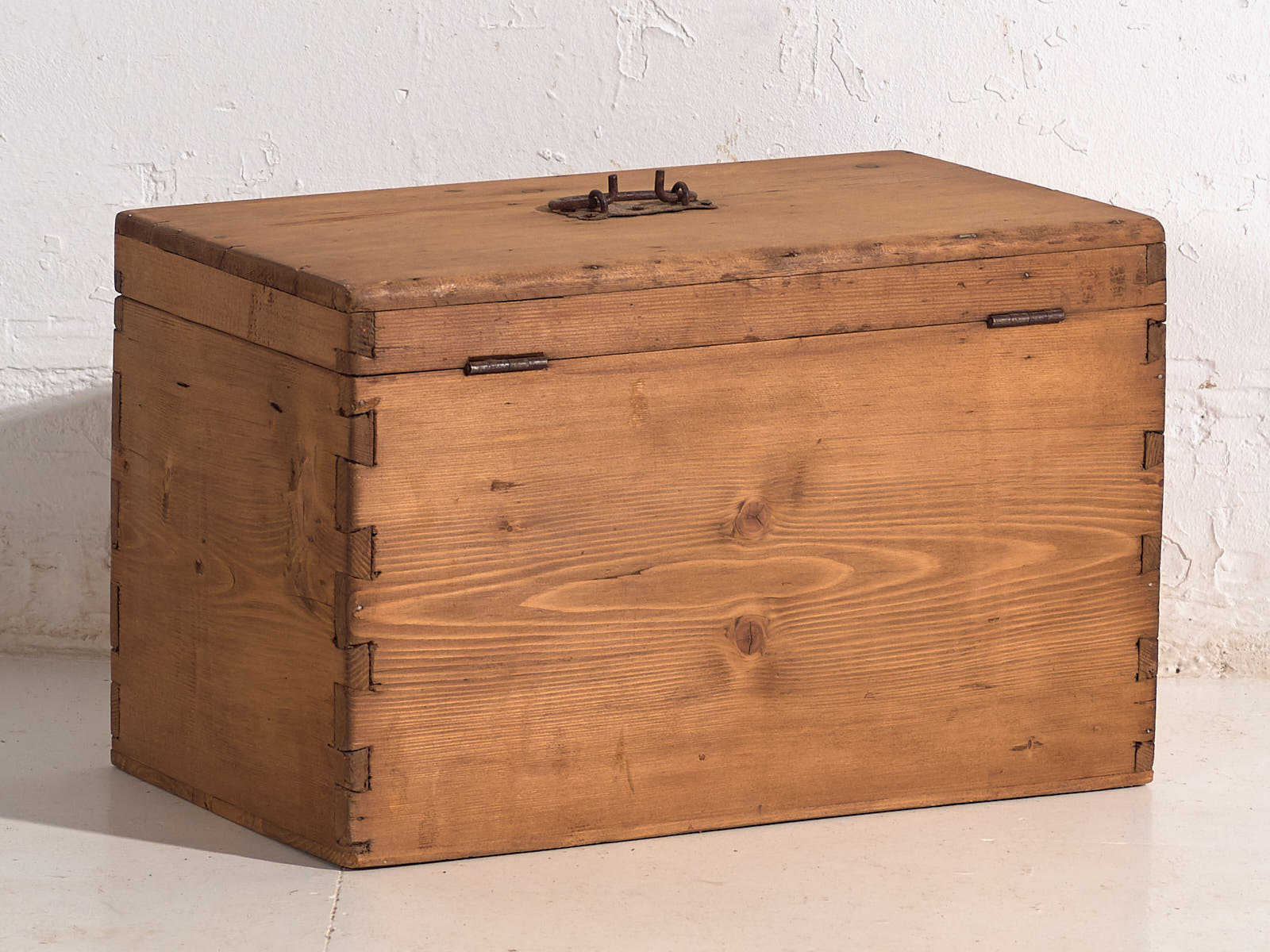 Pequeño cofre antiguo (c.1920) #11