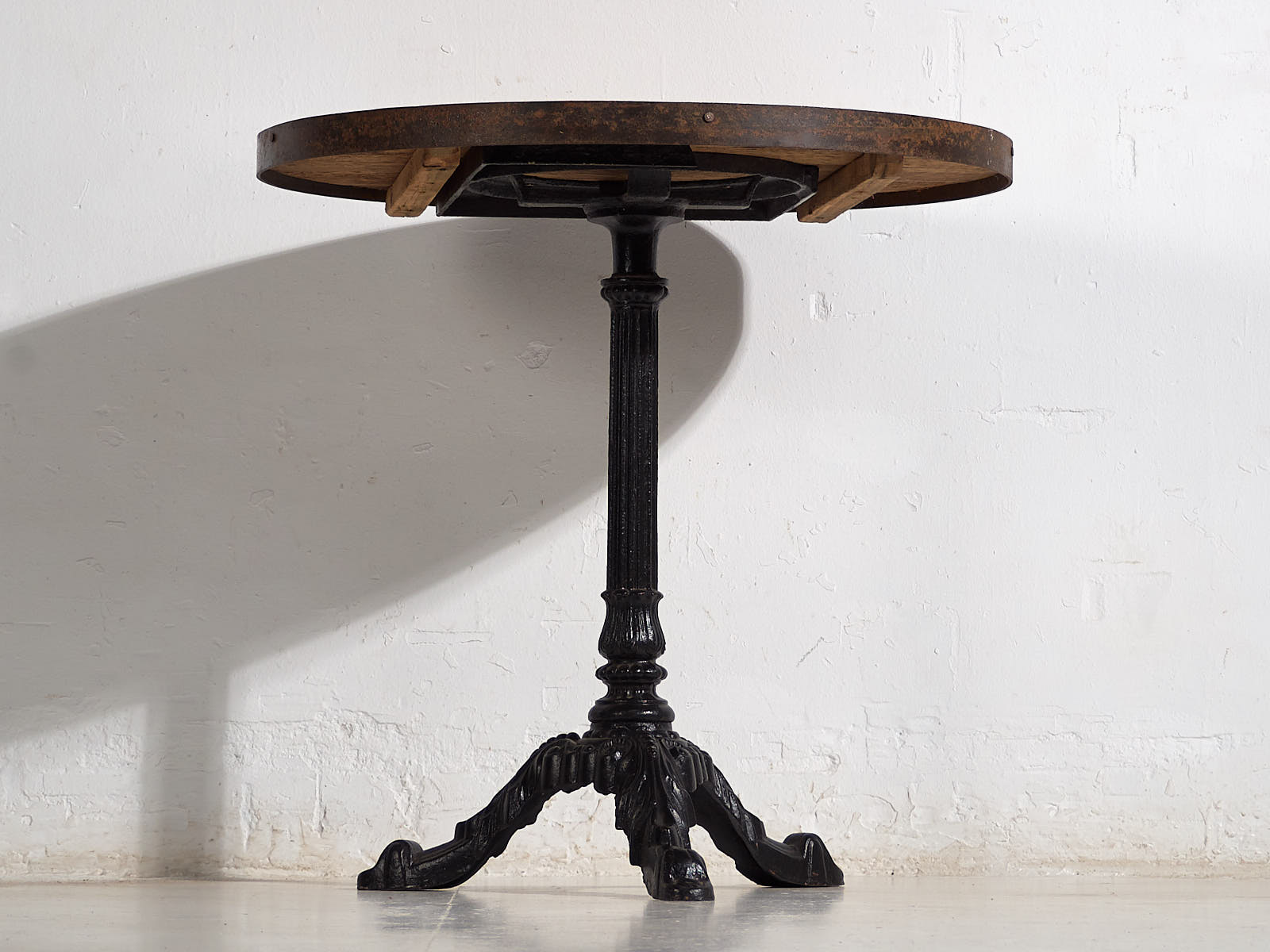 Antique round garden table (c.1920) #16