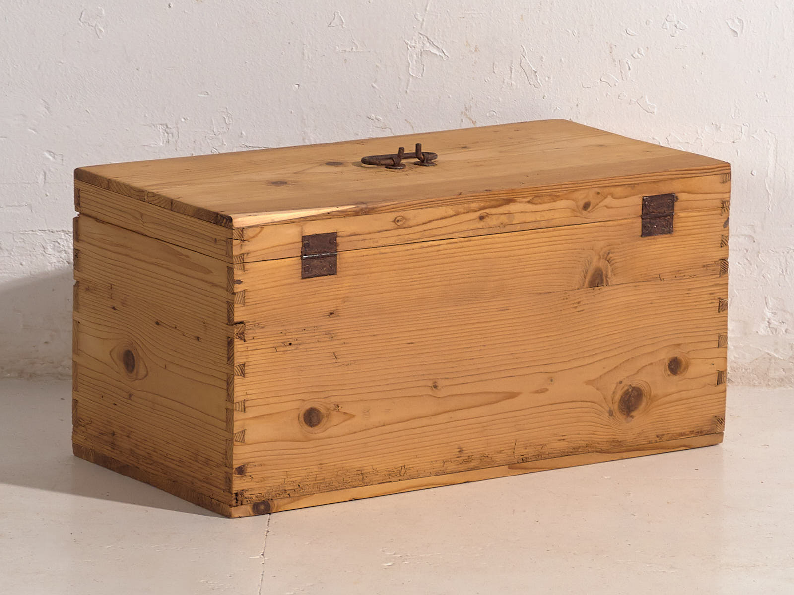 Antiguo cofre de viaje de madera maciza (c.1920) #2