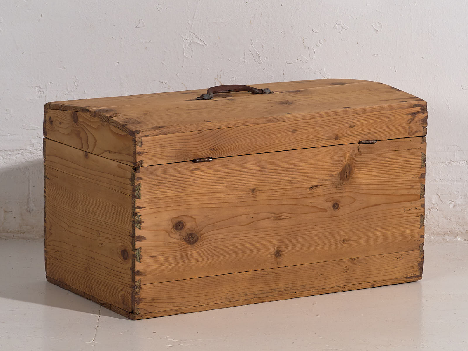 Petit coffre ancien (c.1920) #8