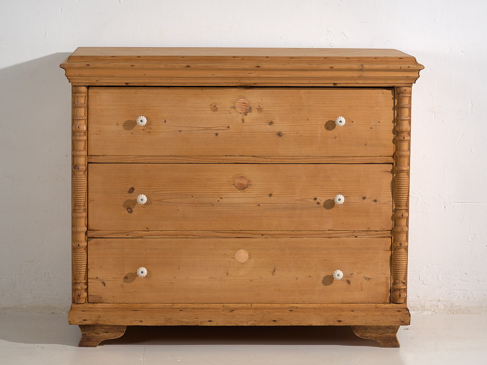 Antique bedroom dresser (c.1920) #88