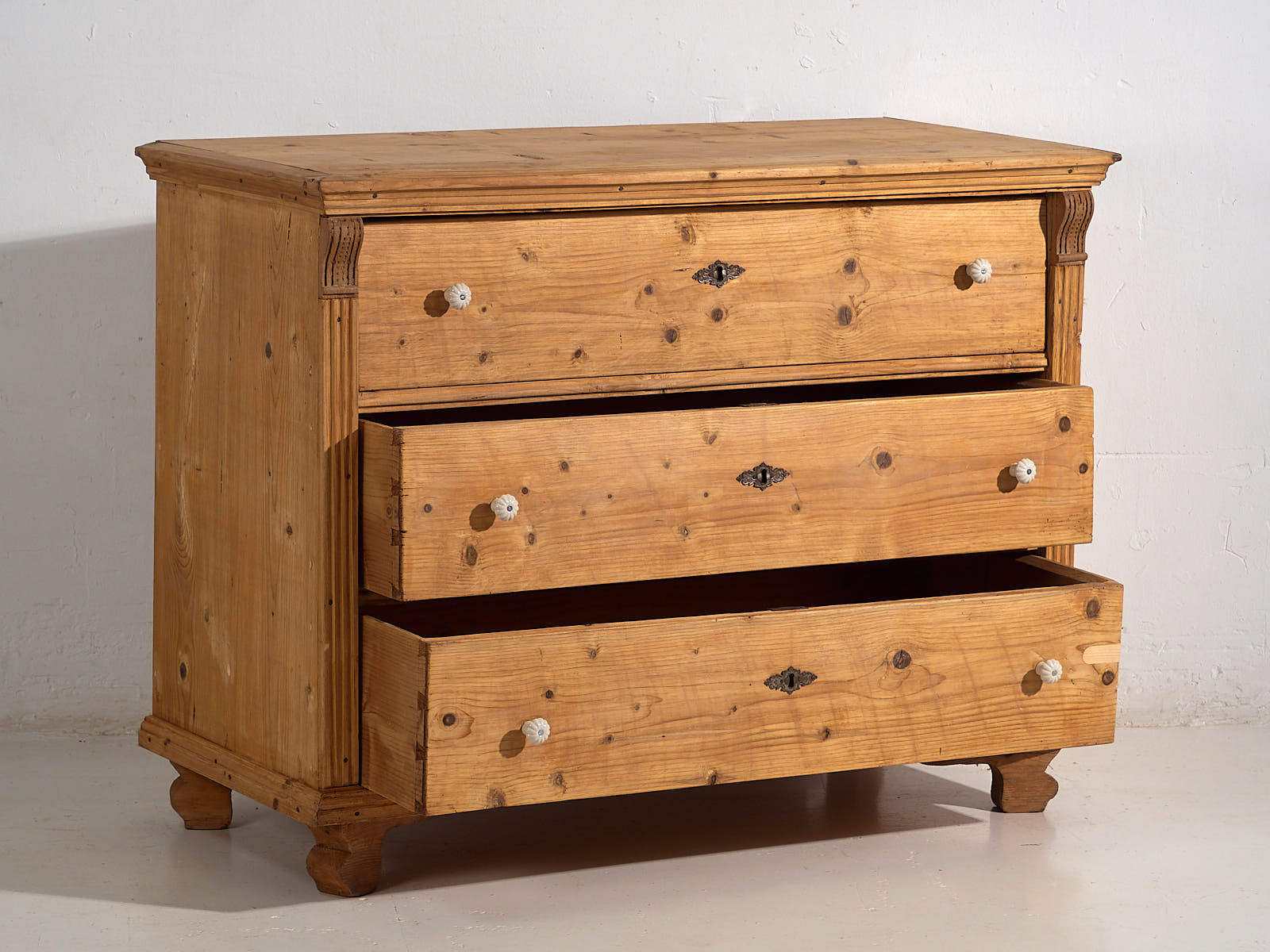 Cómoda antigua de madera maciza (c.1920) #89