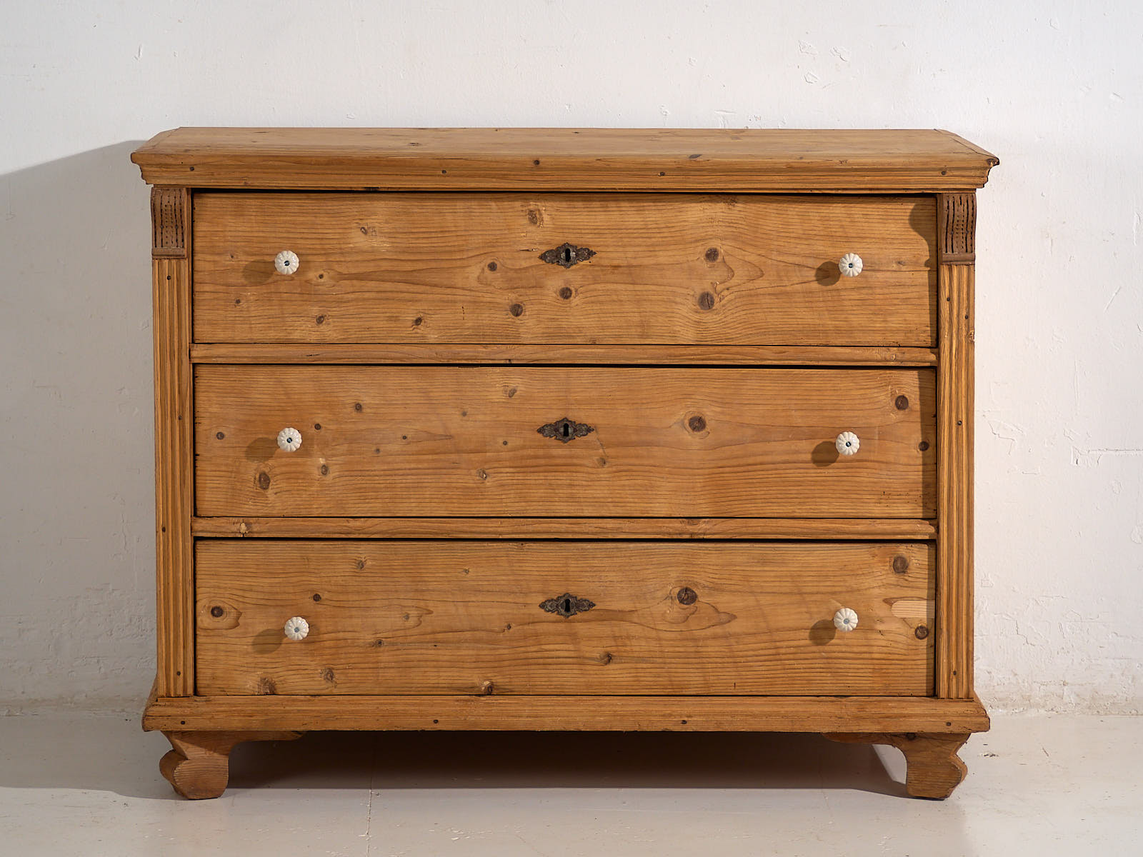 Cómoda antigua de madera maciza (c.1920) #89