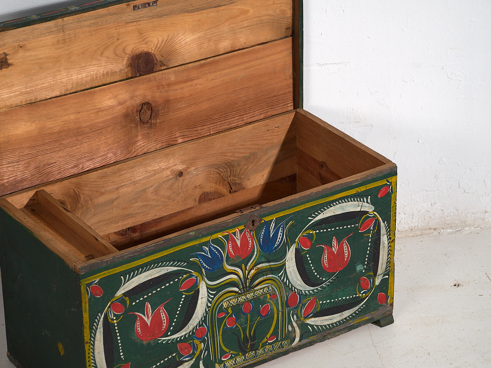 Antique green folk art style trunk (c.1920) #92