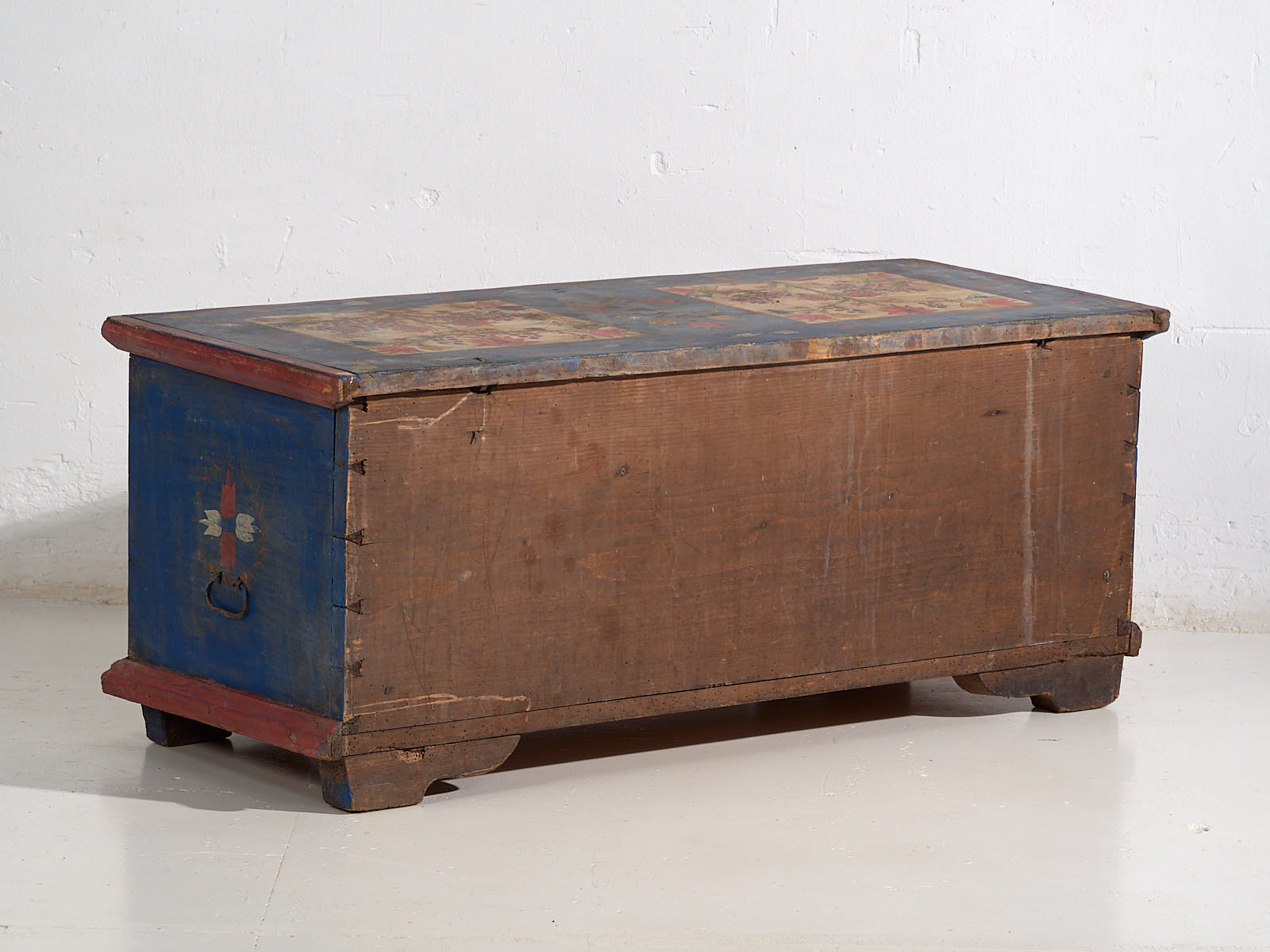 Cofre antiguo de arte popular (c.1870) #96